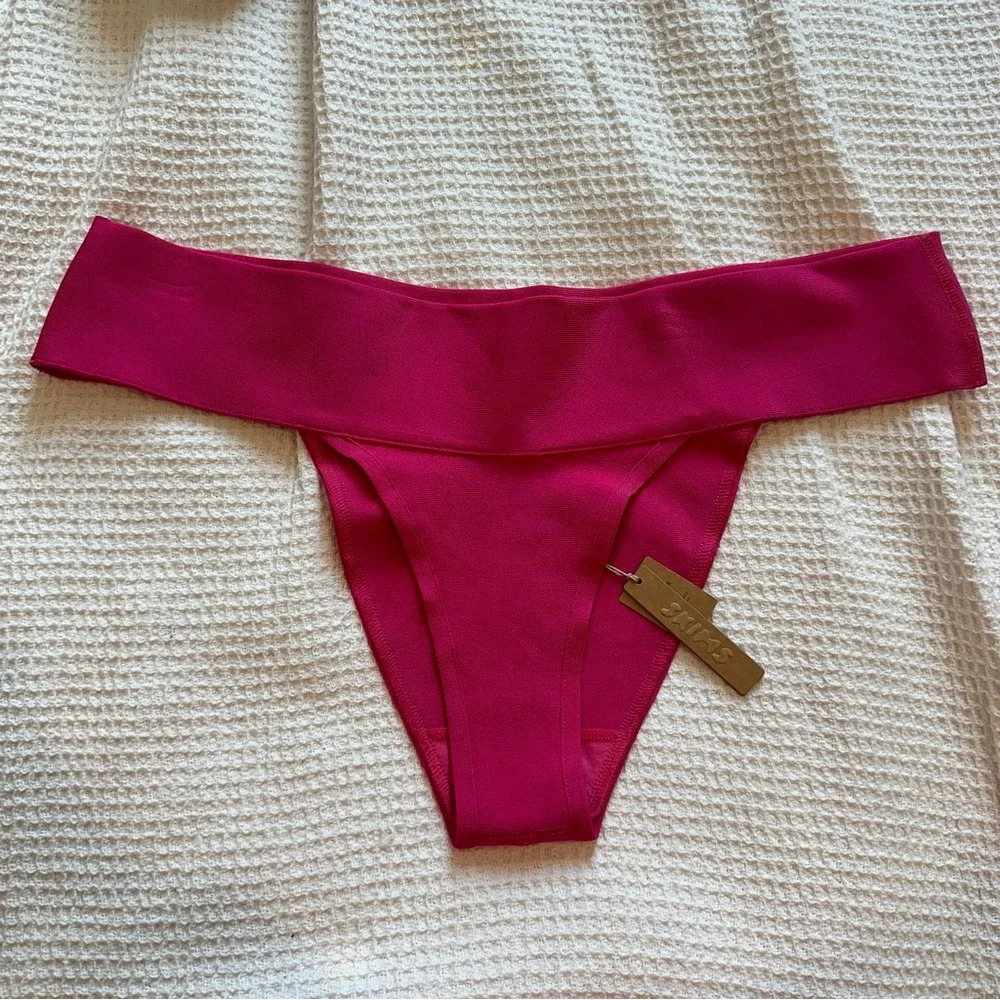 NWT SKIMS Knit Swim Cheeky Bikini Bottom size 4X Magenta Pink style SW-CHE-0166 - Picture 4 of 13
